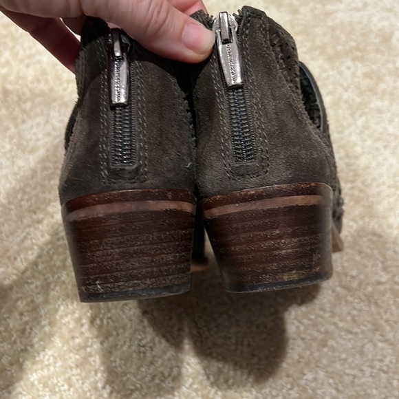 Vince Camuto Taupe Suede Booties Size 5 - Picture 6 of 7